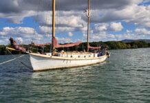 Navigation hazard as boat sinks
