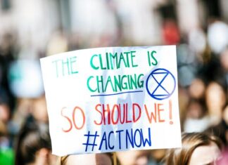 Climate crisis intensifies as fossil fuel plans persist